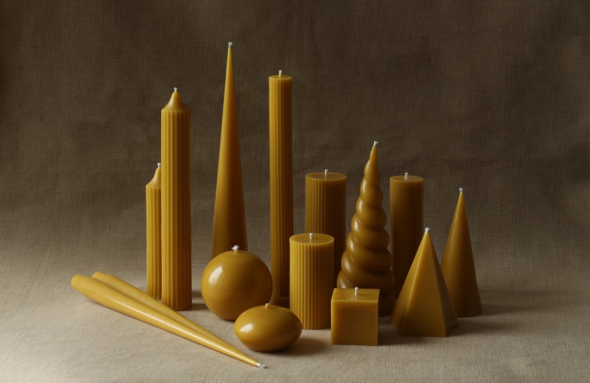 How to Make Beeswax Candles in the Oven