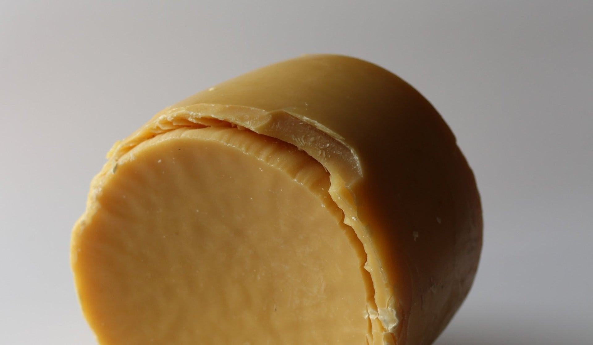 What Is Organic Beeswax And Why Is It So Special? – BZZWAX
